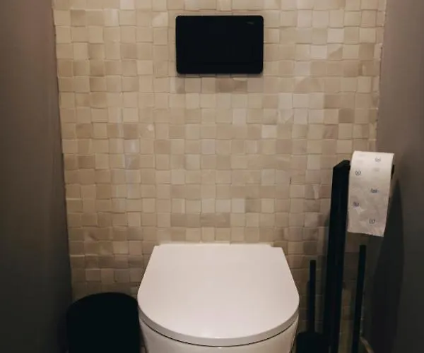 Отель Dock 1 Boutique Cospicua