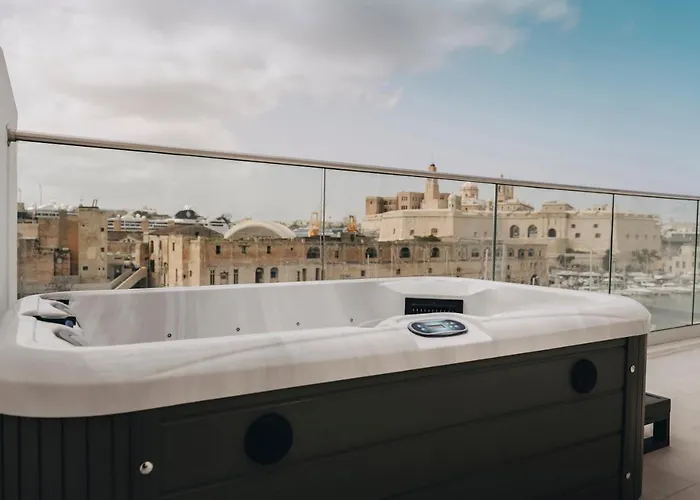 Отель Dock 1 Boutique Cospicua