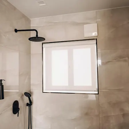 Dock 1 Boutique Cospicua