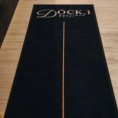Dock 1 Boutique *