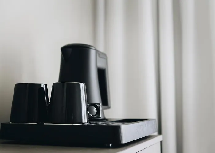 Dock 1 Boutique * Cospicua