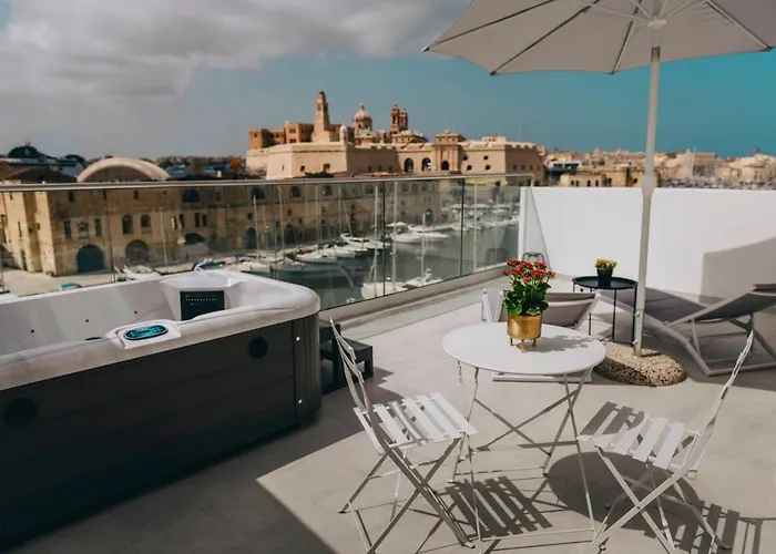 Hotel Dock 1 Boutique *